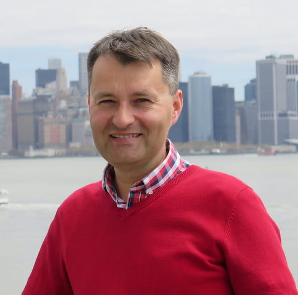 Dr. Kizlinger András